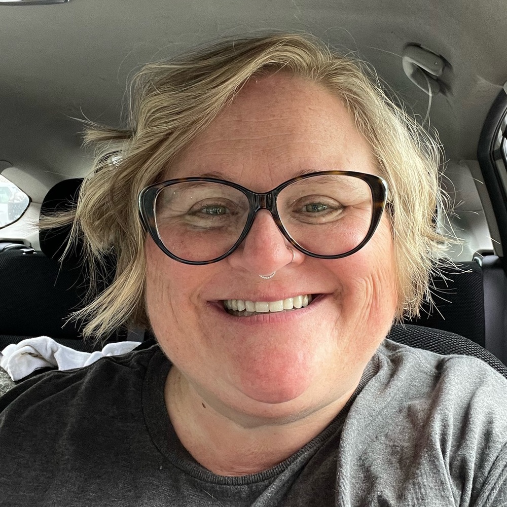 Meet your Posher, Nikki